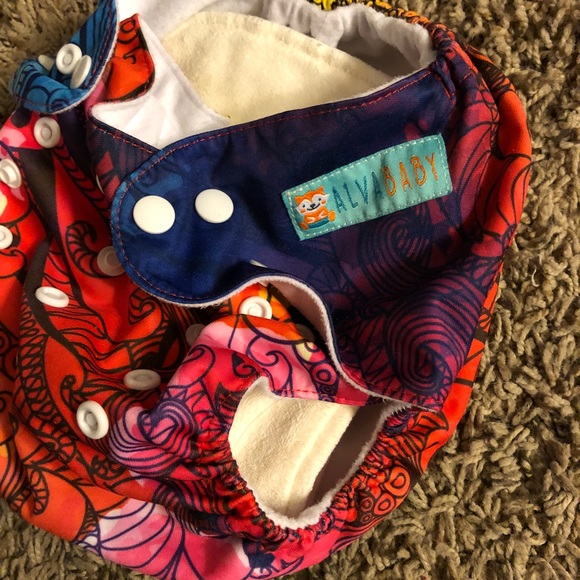 Cloth diapers - Picture 3 of 5